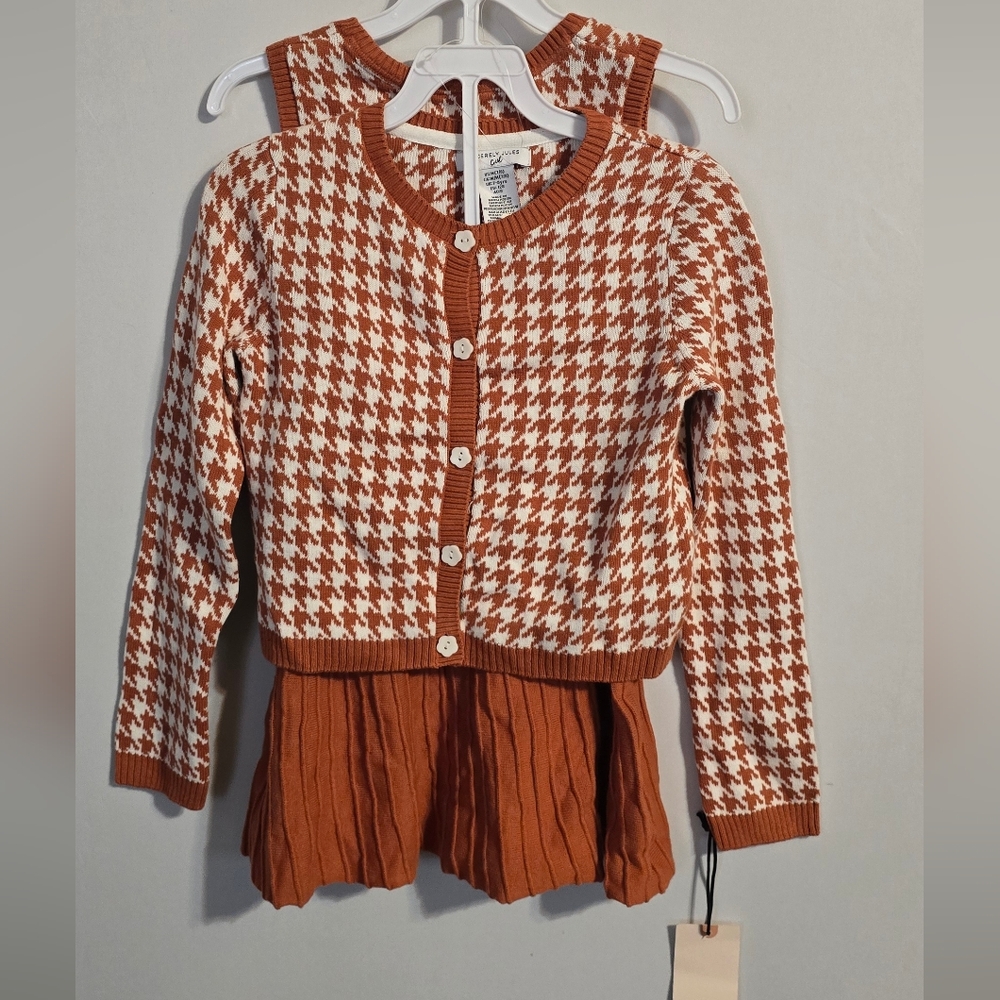 Sincerely Jules Kids Rust and White Houndstooth Sweater Set